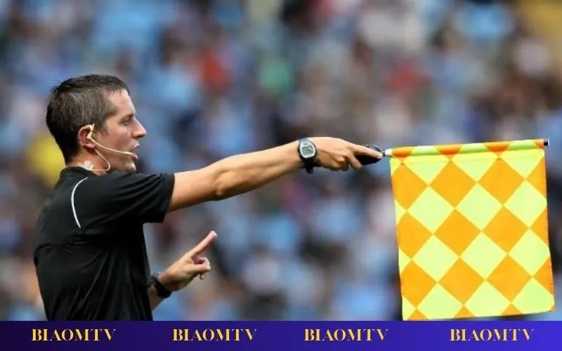 Giới thiệu kèo việt vị, loại kèo dự đoán số lần việt vị trong trận đấu bóng đá.