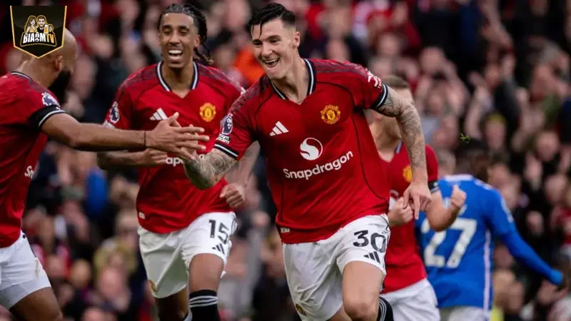 Hàng công cân đối giữa sức trẻ và kinh nghiệm